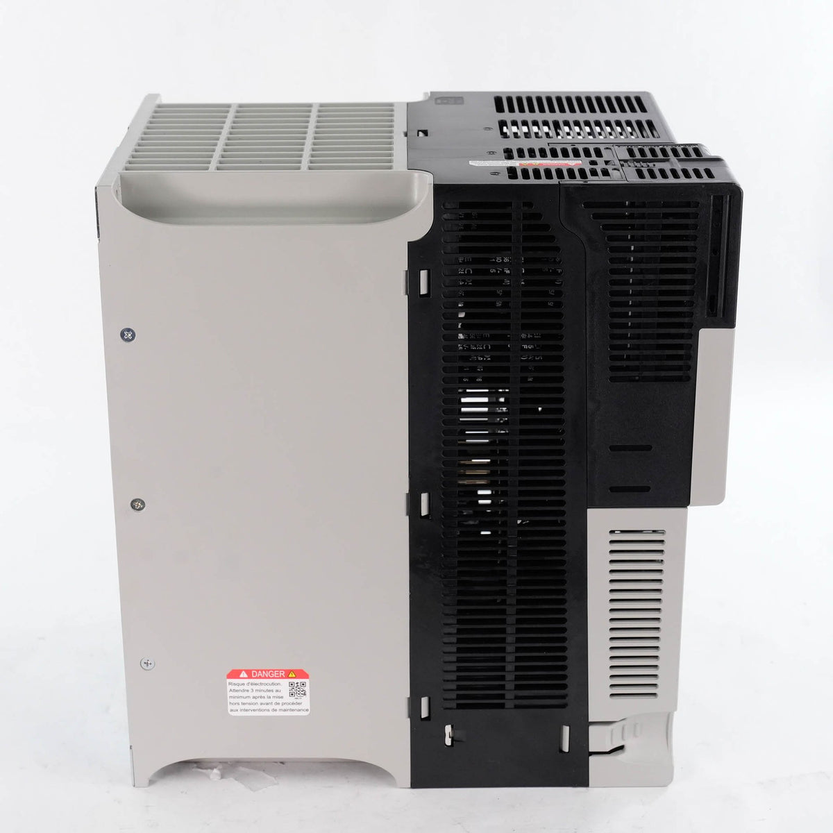 Allen Bradley 25B-D037N114 PowerFlex 525 AC Drive 480V 3PH 25HP 18.5kW 37A NEMA
