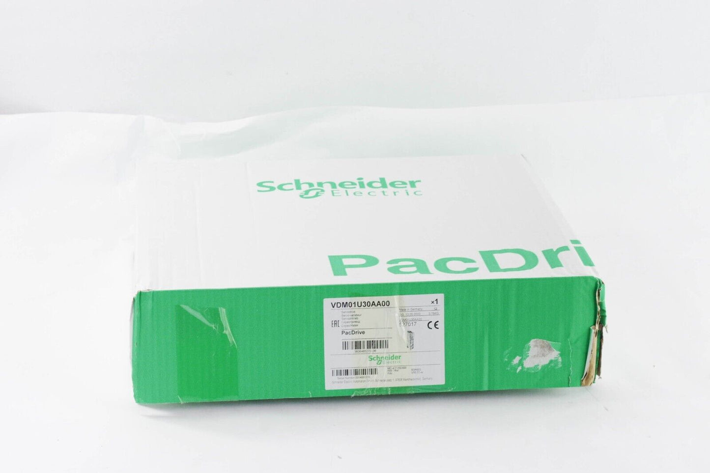 2020 SCHNEIDER ELECTRIC MC-4/11/03/400 SERVO DRIVE VDM01U30AA00 - Open Box