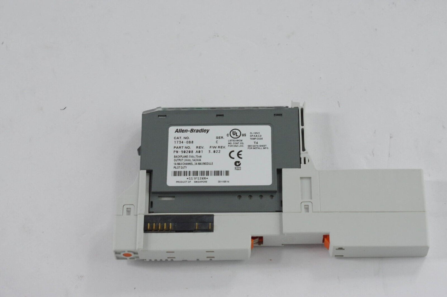 Allen Bradley 1734-OB8 / 0B8 /C Point IO Safety Output