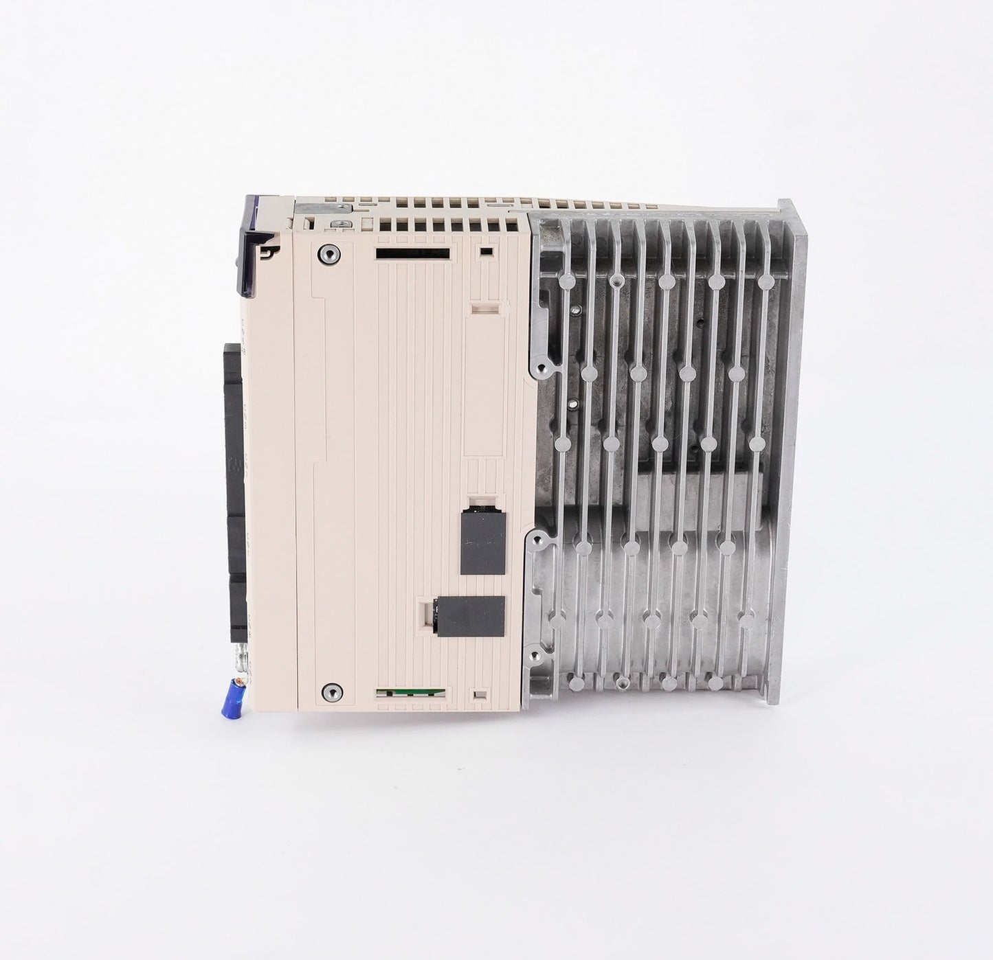 Yaskawa SGDV-2R8A11B002000 Servopack Servo Drive 3-Phase 230V 2.8A 400W