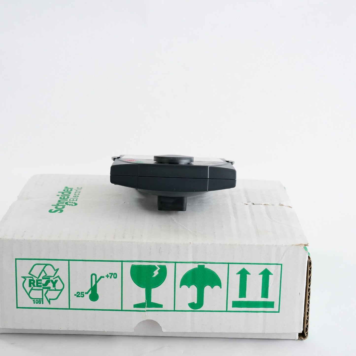 Schneider Electric Telemecanique VW3A1101 Keypad Interface Remote VFD Altivar 71