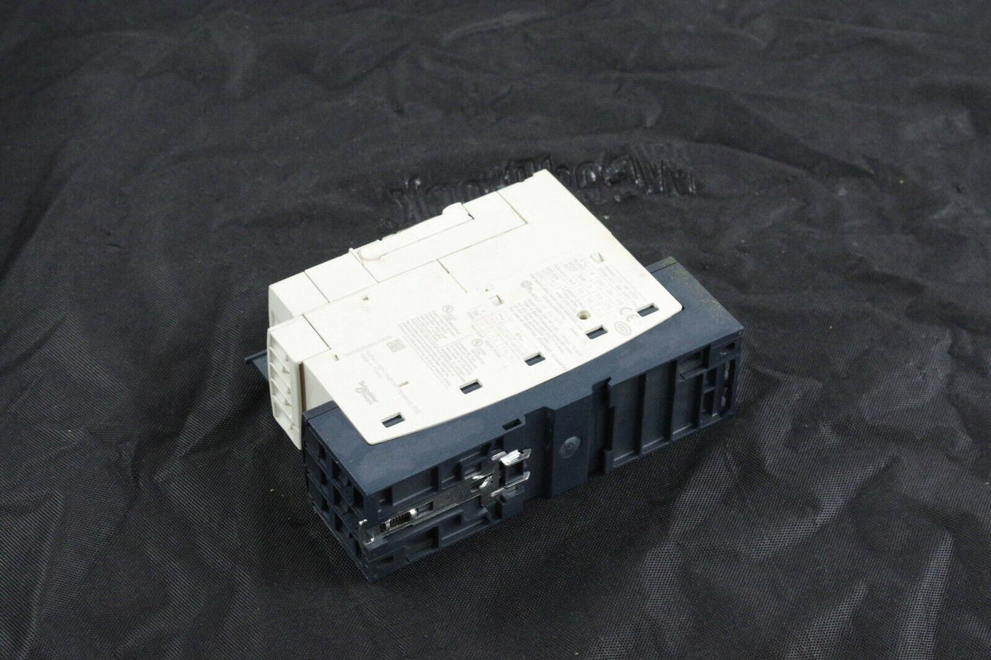 Schneider Electric LUCA05FU Telemecanique Motor Controller Starter LUB12