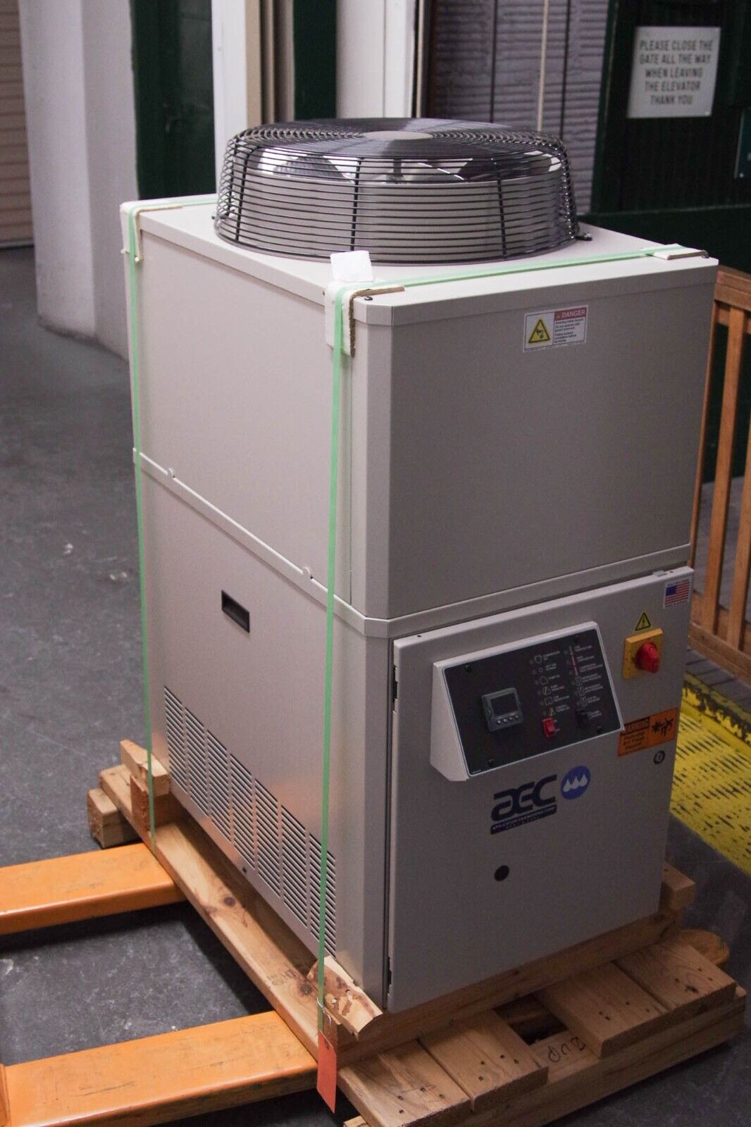 AEC PSA-2 / PSA2 Air-cooled Portable/Packaged Chiller 2hp 6 Gallon - New Surplus