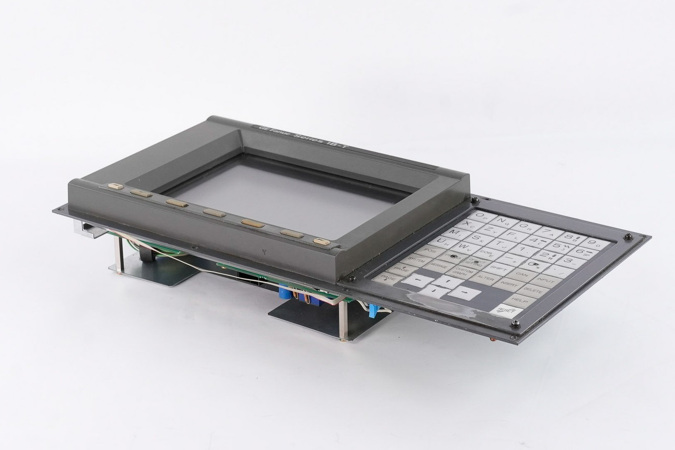 GE FANUC A02B-0120-C131/TAR 8.4" LCD/MDI Unit A02B0120C131TAR