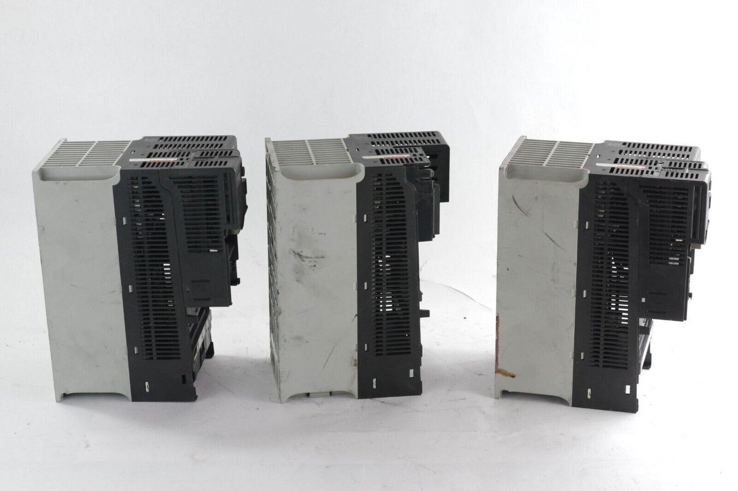 3x Allen Bradley Powerflex 525 25B-D024N104 15HP Drive 480V For Parts Or Repair