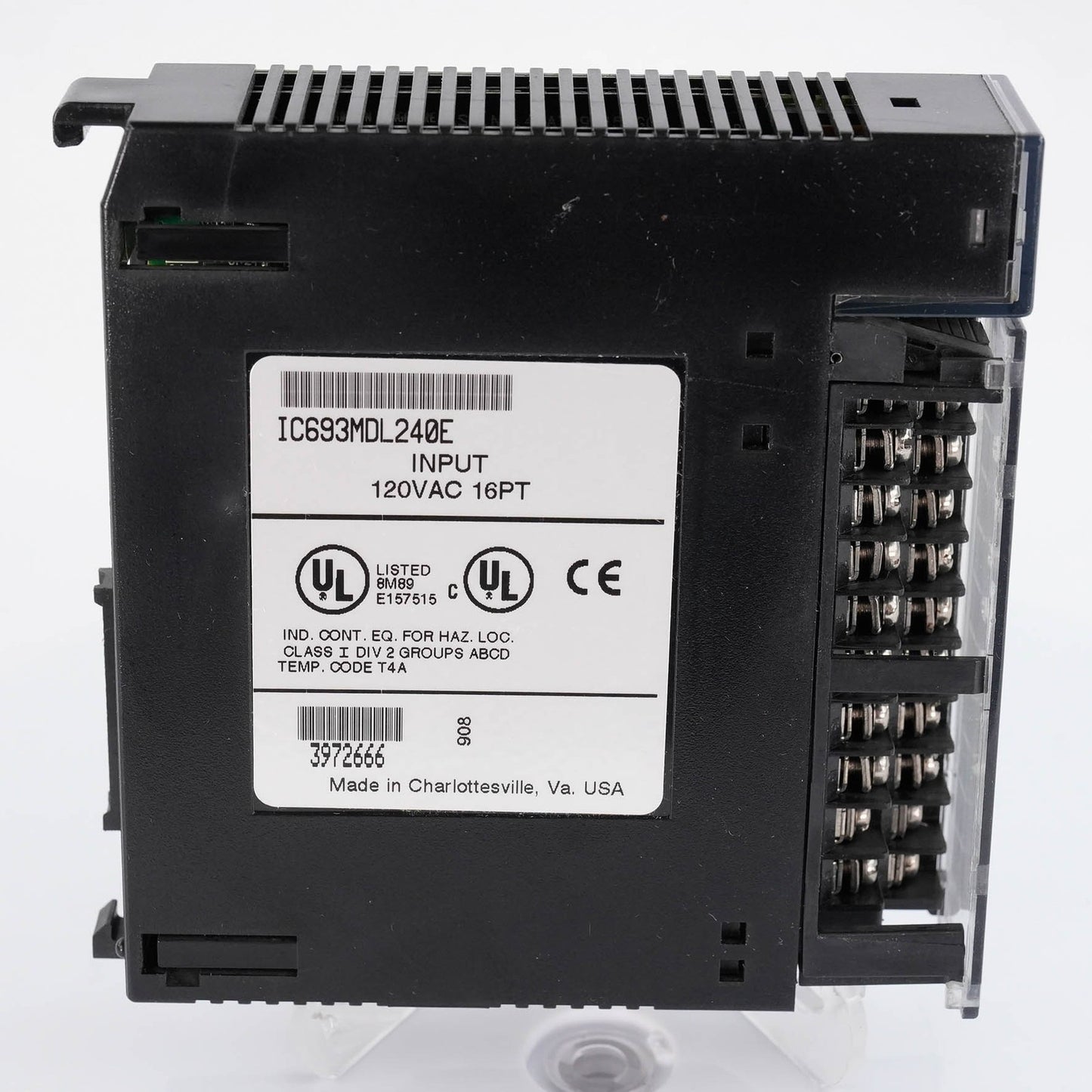 GE FANUC IC693MDL240E Series 90-30 120 VAC Input Module 16 Point