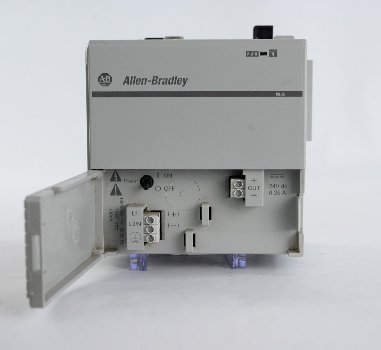 Allen Bradley 1768-PA3 /A Catalog Rev. B01 CompactLogix Power Supply Module