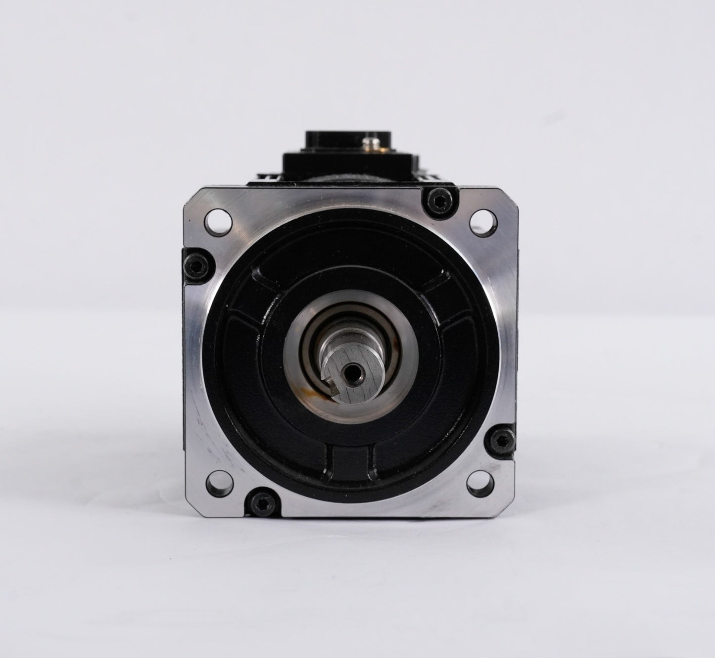 Yaskawa SGMGV-05A3A61 0.45kW 2.86Nm 3.8A 200V Servo Motor SGMGV05A3A61