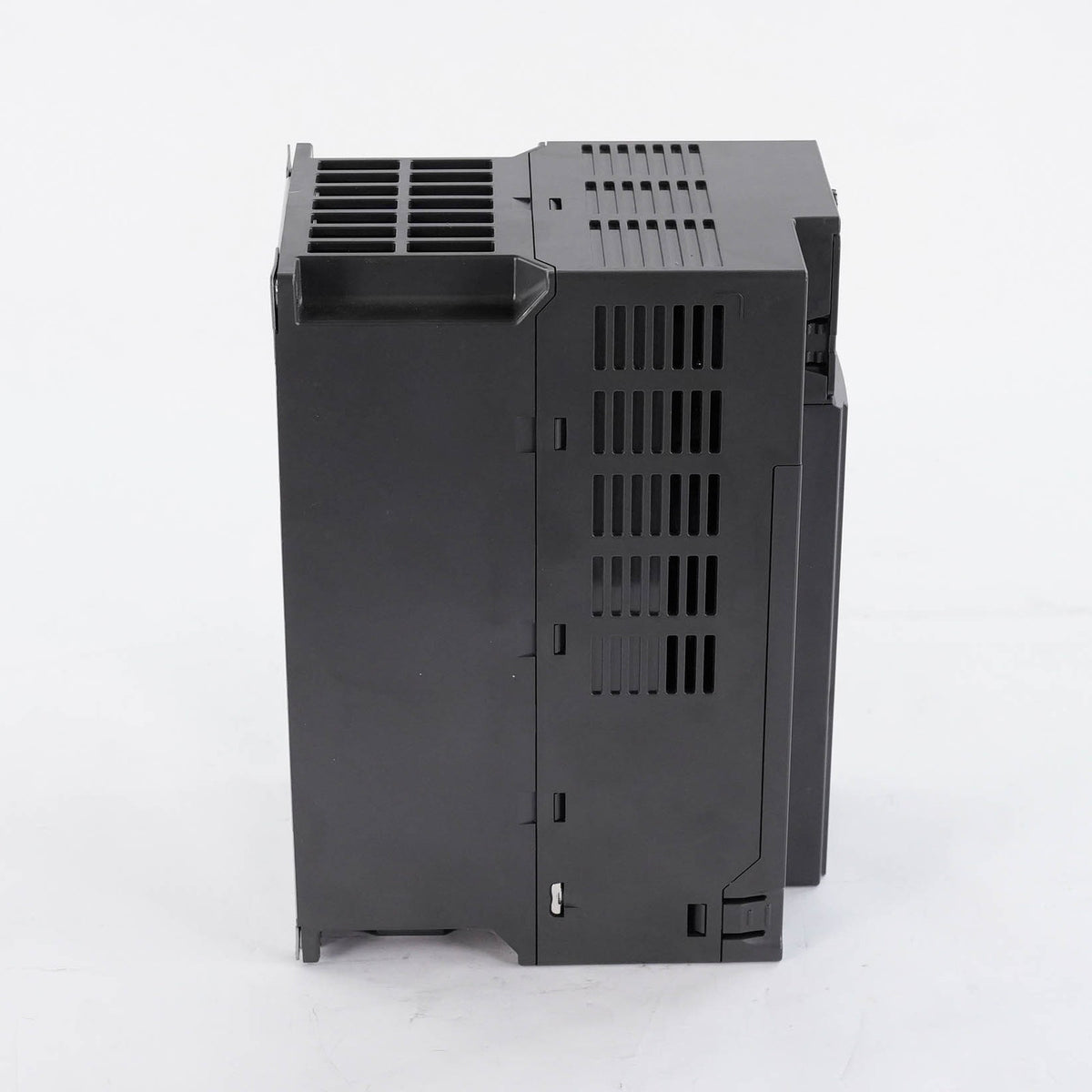 DELTA VFD17AMS43ANSAA MS300 AC Drive 7.5kW 10HP 460V 3PH VFD17AMS43ANSAA
