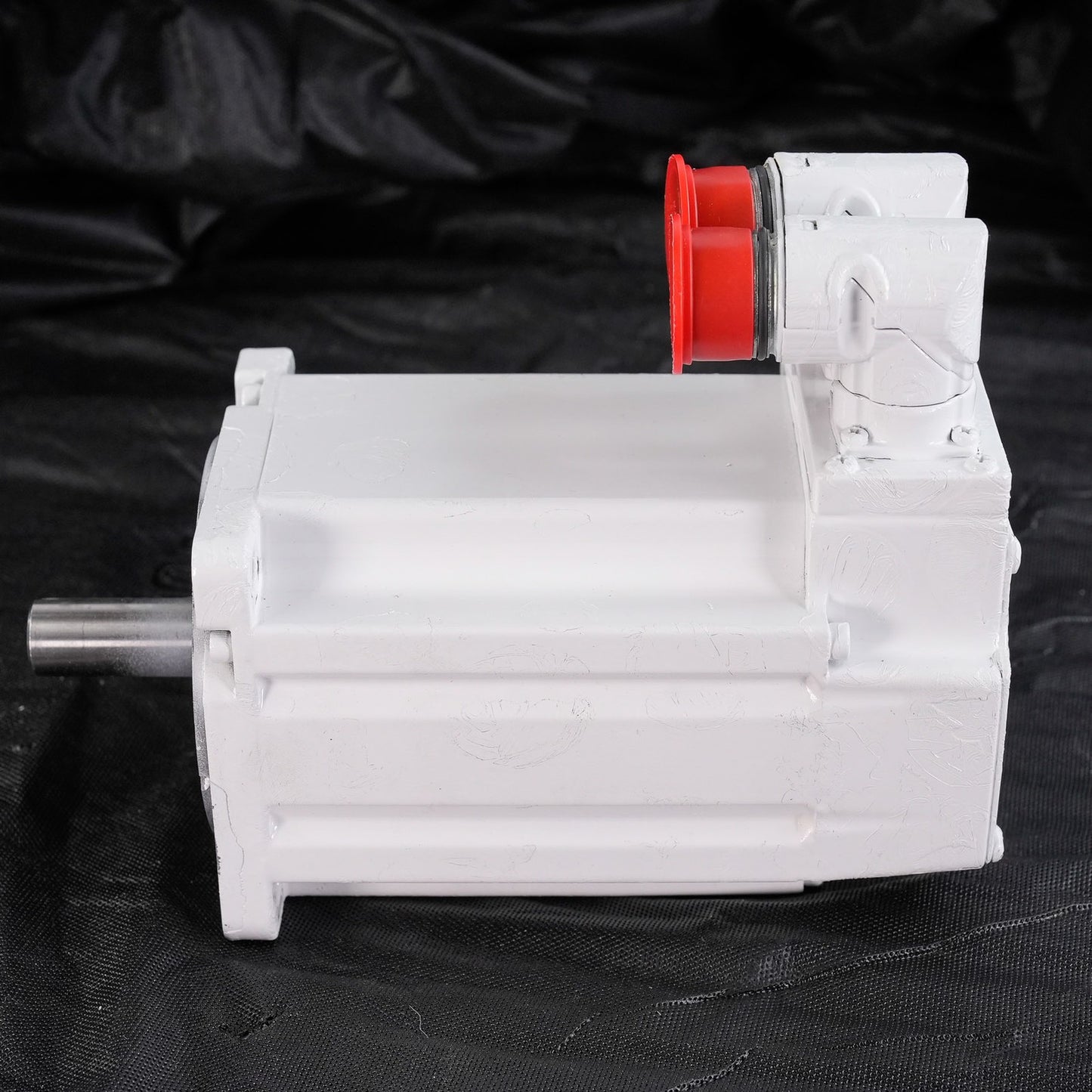 Allen Bradley MPF-A320P-SJ22AA /A Servo Motor 5000RPM 1.3kW MPFA320PSJ22AA