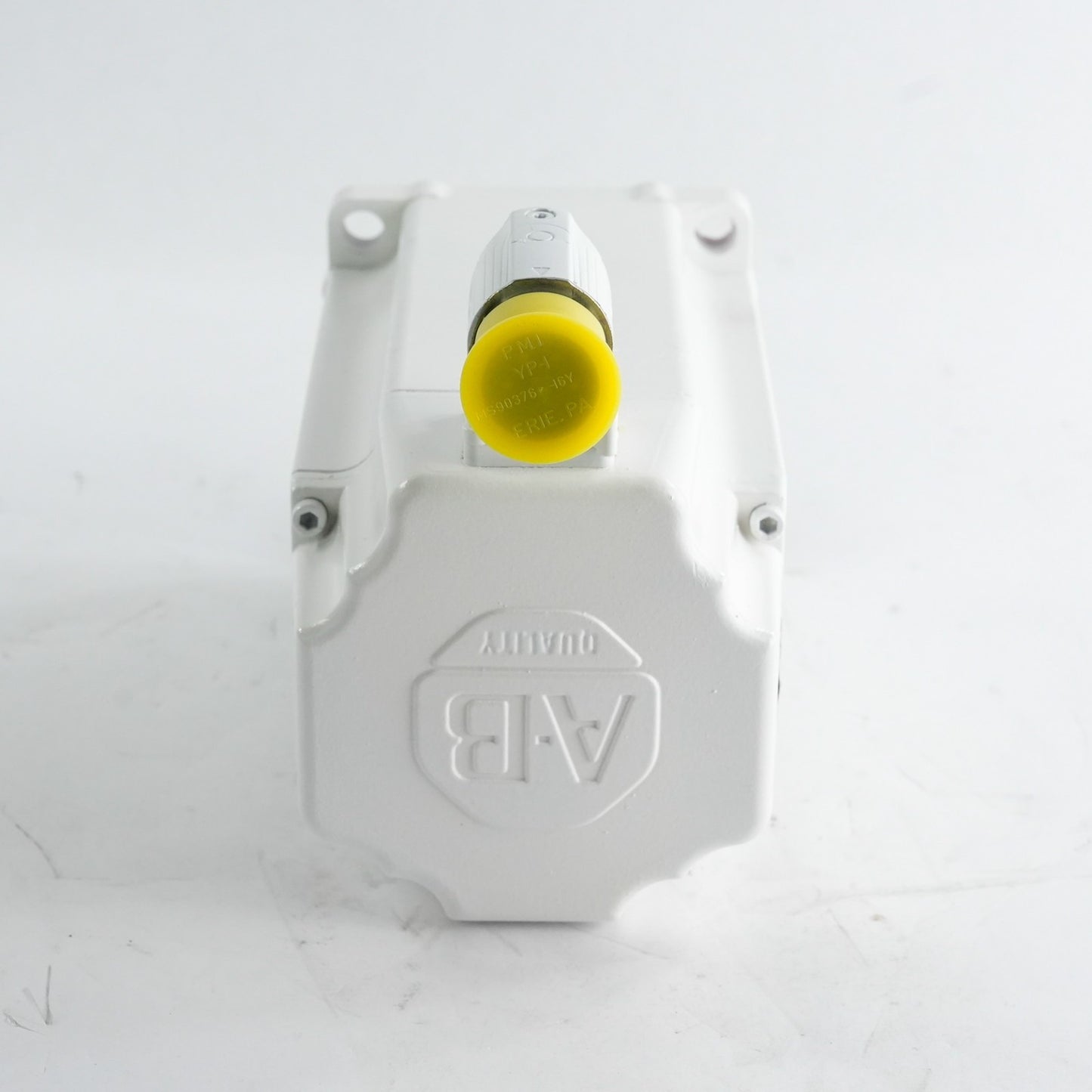 Allen Bradley VPF-B1153F-PJ12AF /A 5000 RPM 480V Inverter Duty AC Servo Motor
