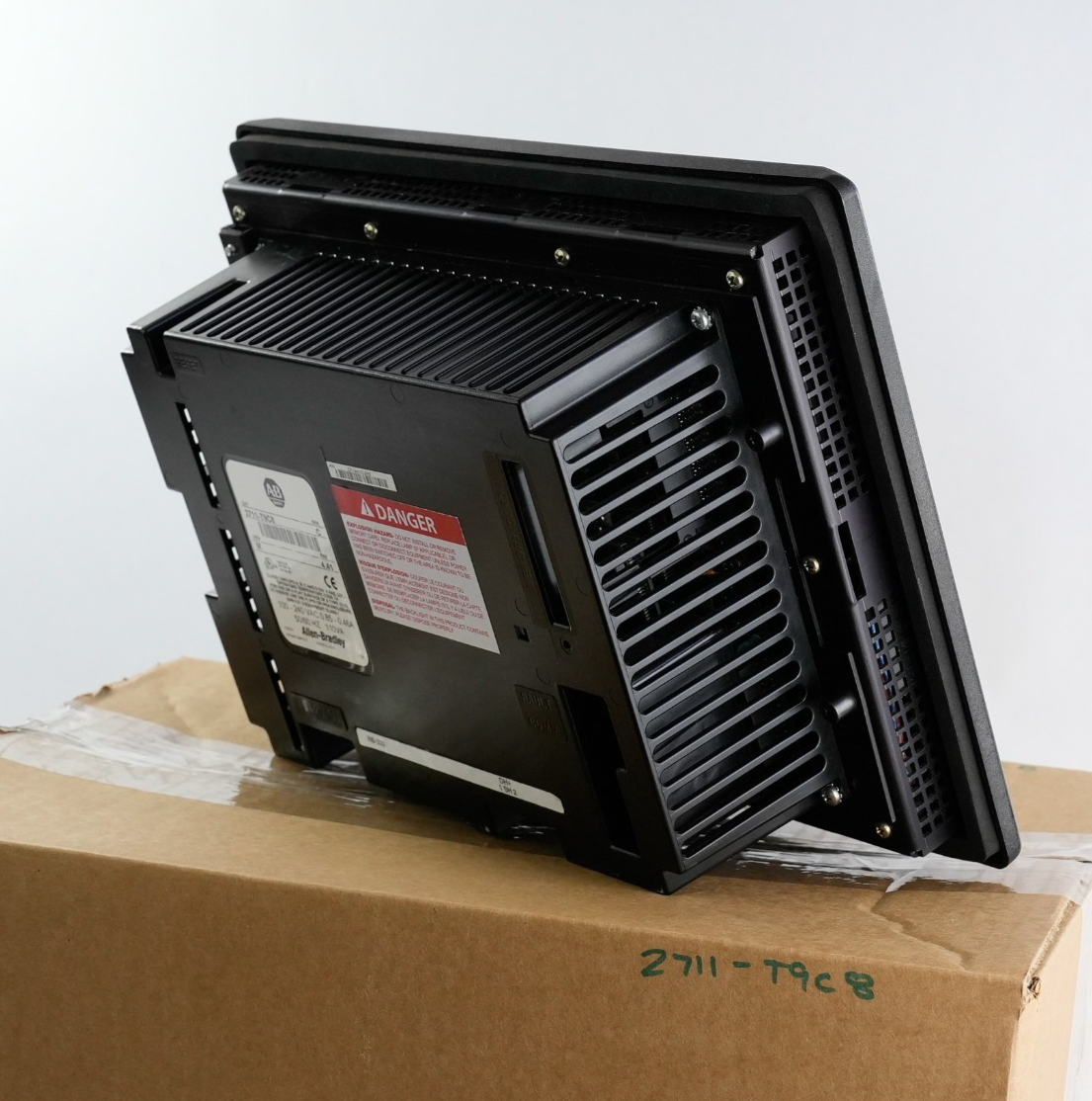 Allen Bradley 2711-T9C8 Ser C Rev M FRN 4.4 Panelview 900 Terminal - Refurbished