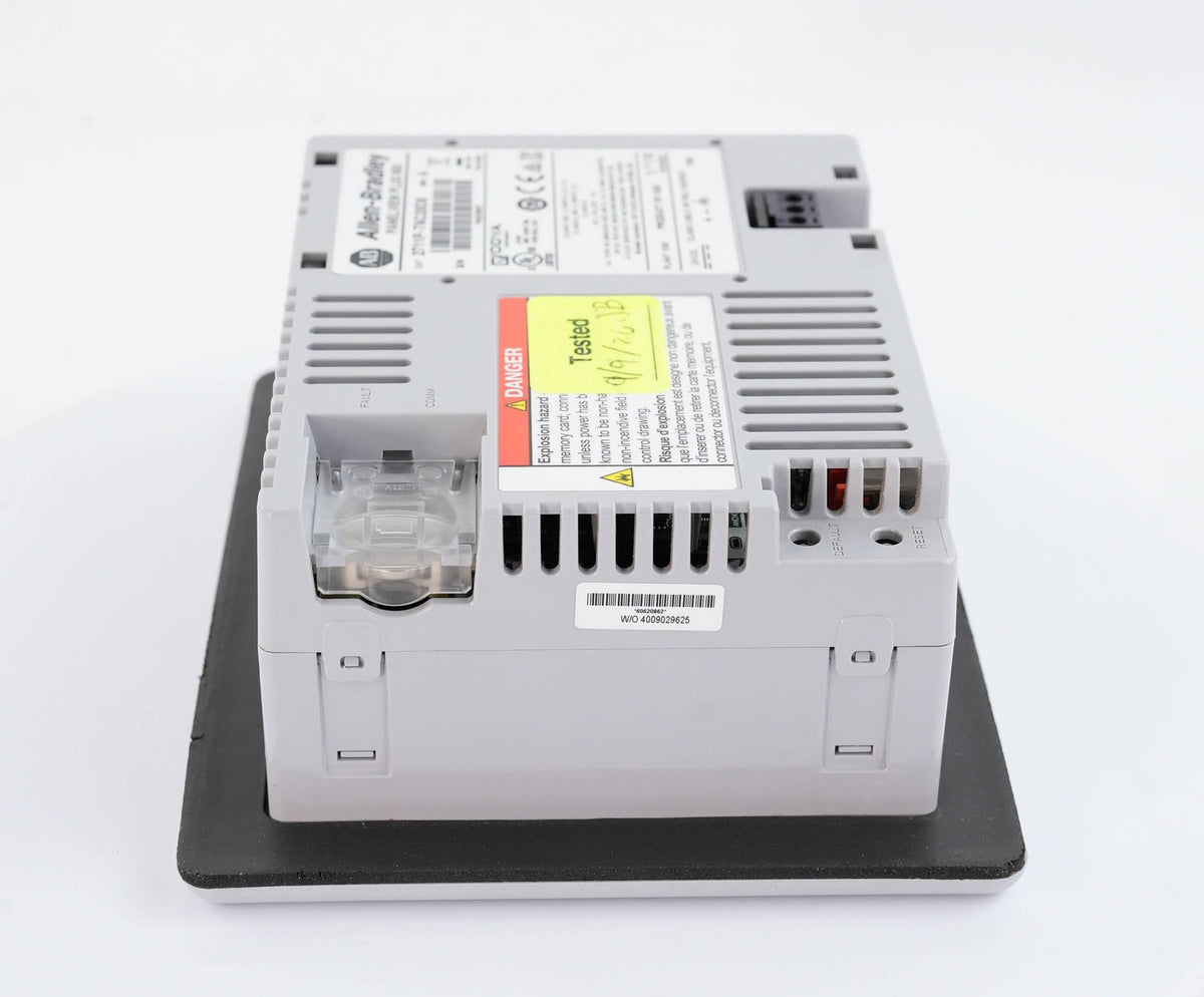 Allen Bradley 2711P-T6C20D8 Ser A PanelView Plus 6 600 Color Touch 24VDC HMI