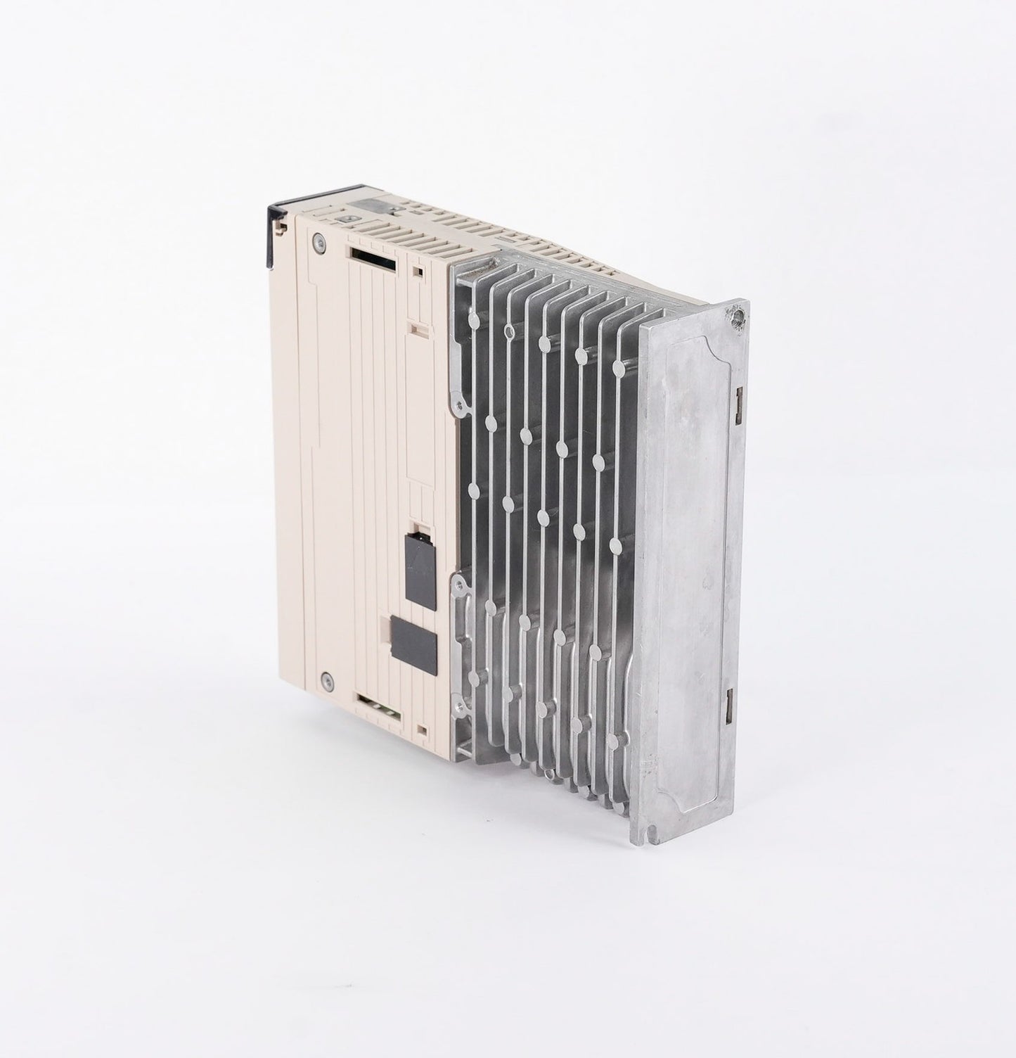 Yaskawa SGDV-2R8A11B002000 Servopack Servo Drive 3-Phase 230V 2.8A 400W