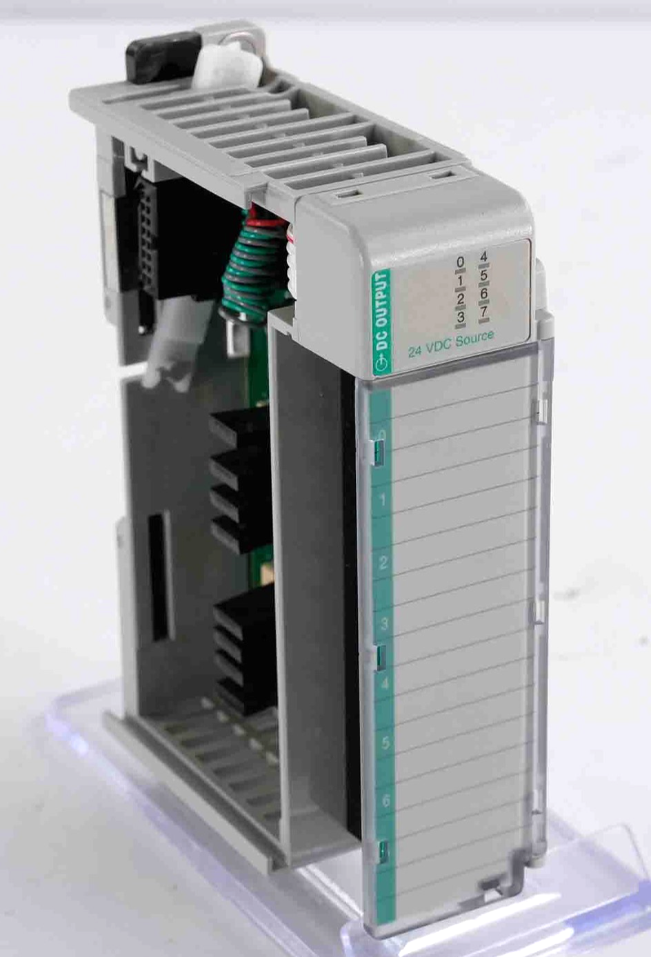 Allen Bradley 1769-OB16P /B CompactLogix 16-Pt 24VDC Output Module 1769OB16P