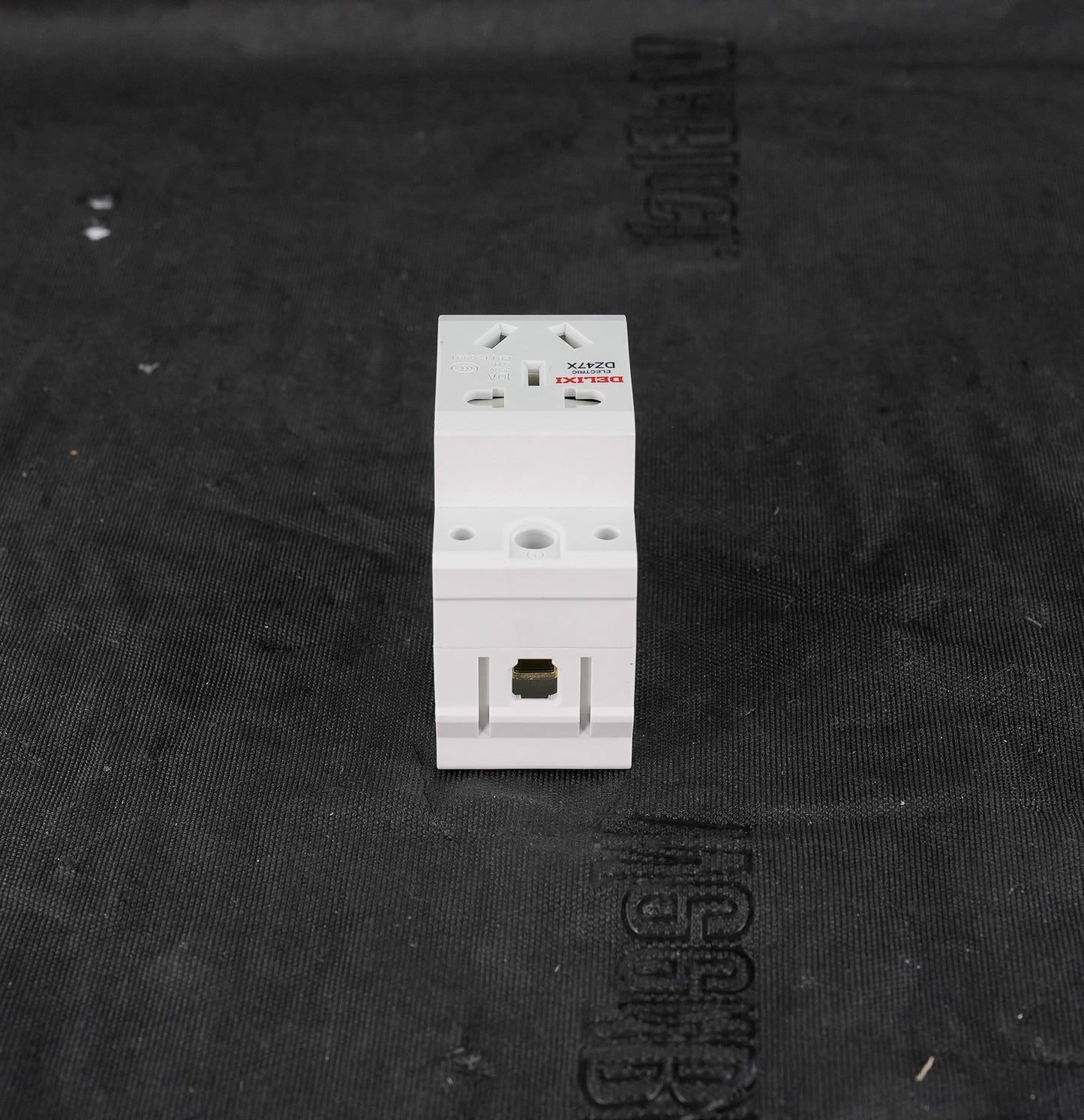 Delixi Electric DZ47X Guide Socket 10A/16A 250V 50Hz