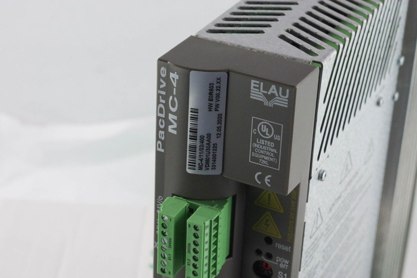 2020 SCHNEIDER ELECTRIC MC-4/11/03/400 SERVO DRIVE VDM01U30AA00 - Open Box