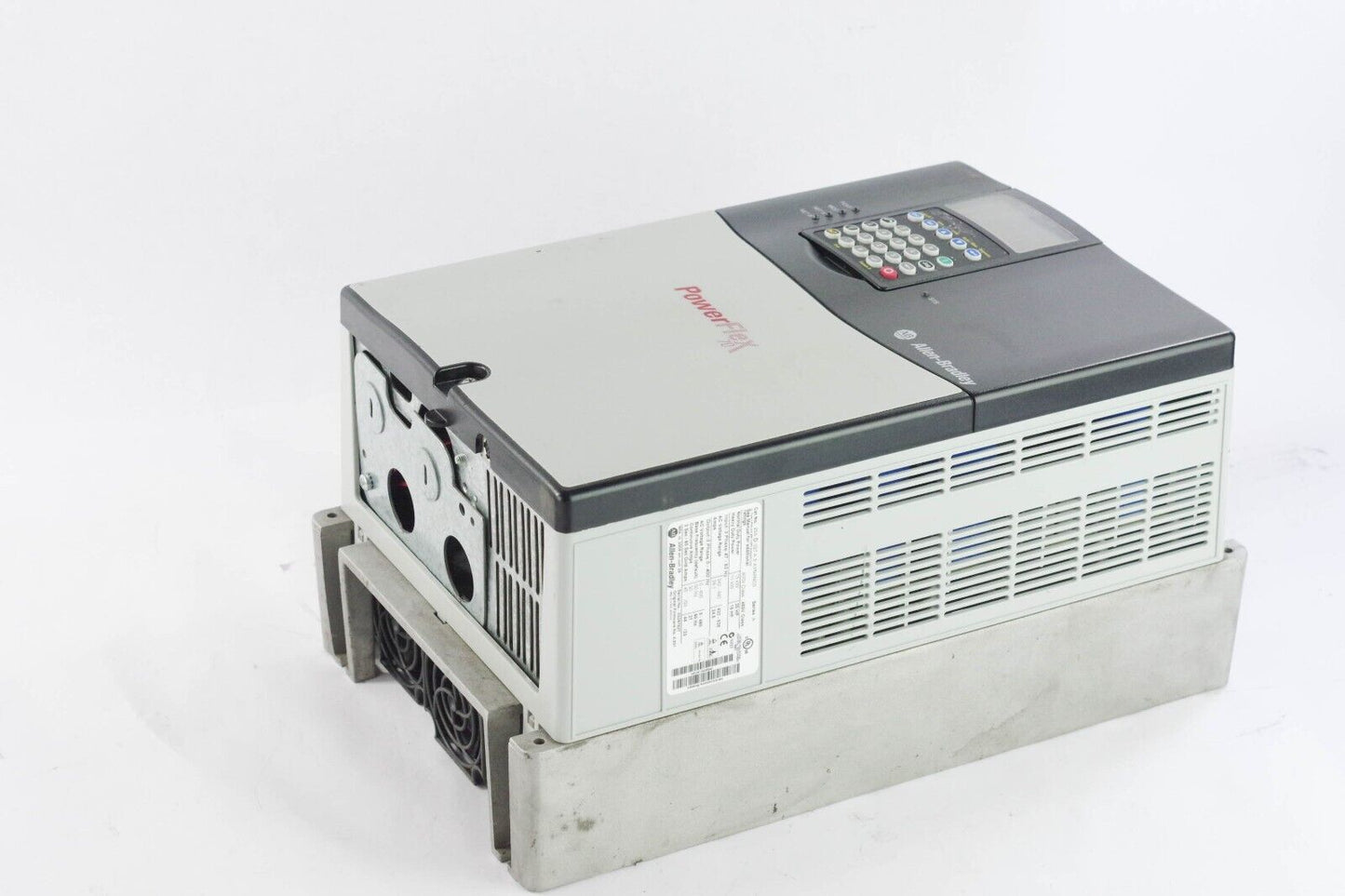 Allen Bradley 20AD027A3AYNANC0 /A PowerFlex 70 AC Drive 15kW 20HP