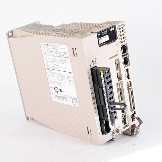 Yaskawa SGDV-5R5AE1A Servopack Servo Drive 3-Ph 230V 750W 5.5A SGDV5R5AE1A