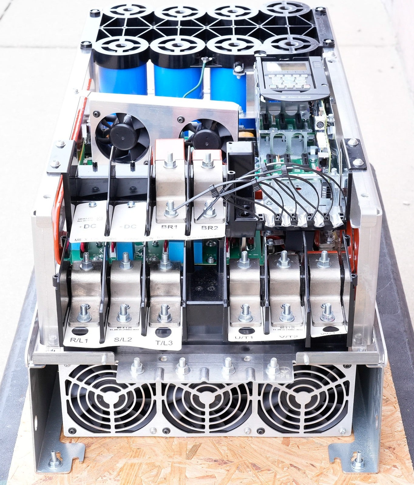 Allen Bradley 20G1AND302AA0NNNNN PowerFlex 755 AC Drive 480V 250HP
