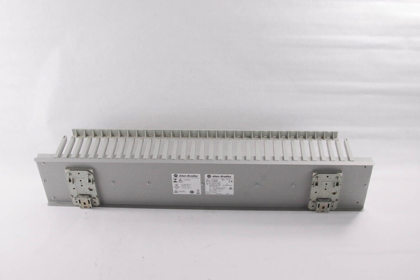 ALLEN BRADLEY 1719-A22 /A EX I/O 22-SLOT CHASSIS 1719A22 - Lightly Used