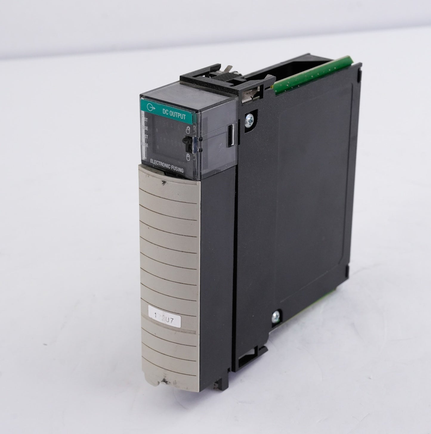 Allen Bradley 1756-OB16E /A ControlLogix 16 Point DC Output Module 1756OB16E