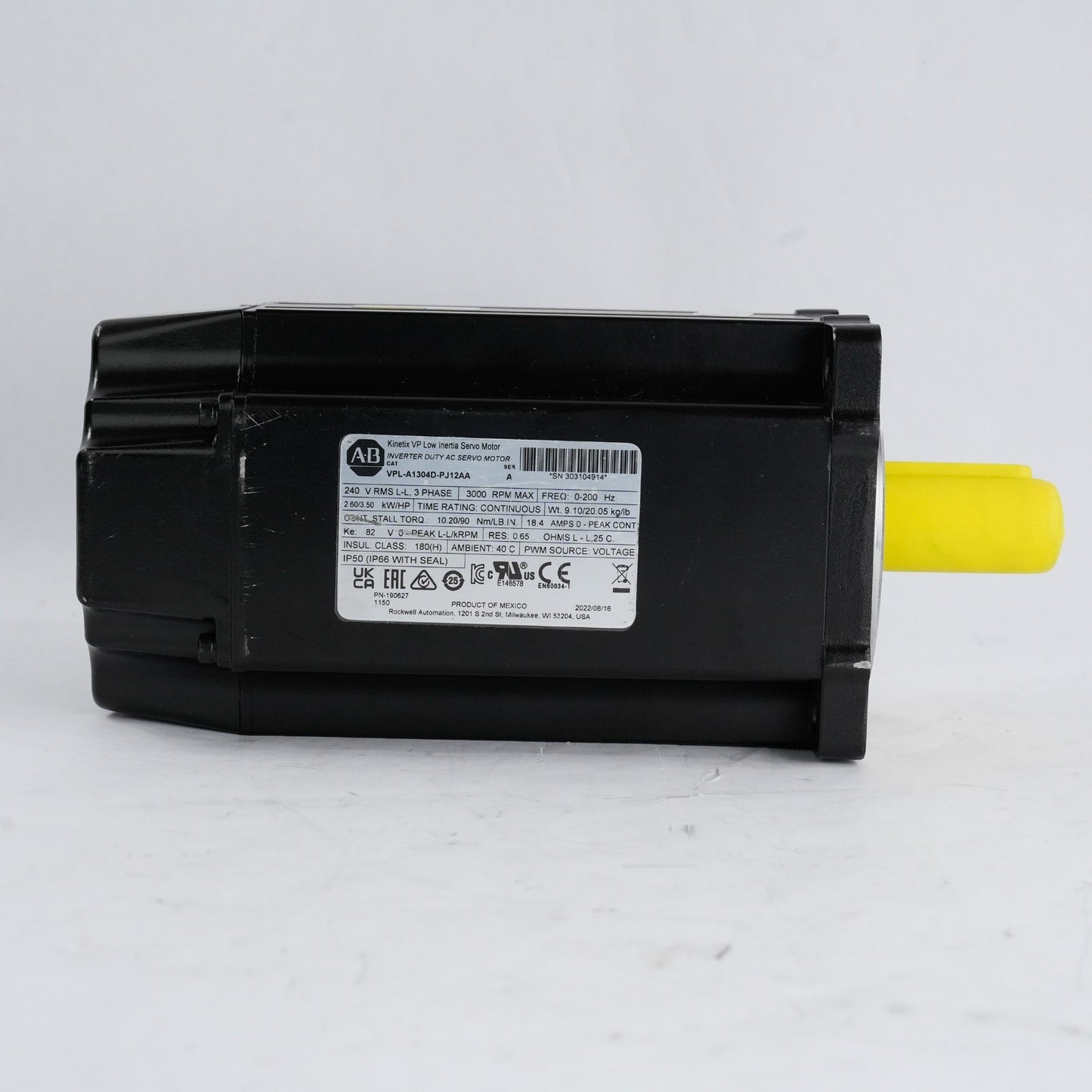 Allen Bradley VPL-A1304D-PJ12AA /A Kinetix VP Low Inertia AC Servo Motor