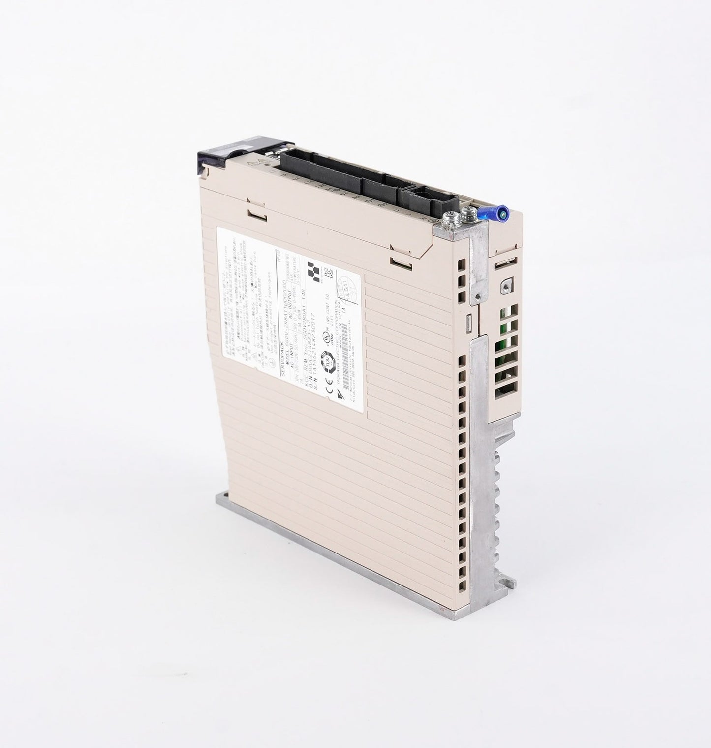 Yaskawa SGDV-2R8A11B002000 Servopack Servo Drive 3-Phase 230V 2.8A 400W