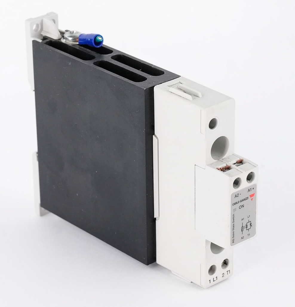 Carlo Gavazzi RGC1A60D30KGU Solid State Relay 1-Pole 600VAC 30A 4-32VDC