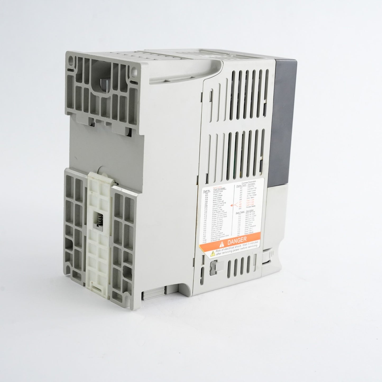 Allen Bradley 22A-D2P3N104 /A PowerFlex AC Drive 0.75kW/1.0HP 3-Ph 22AD2P3N104