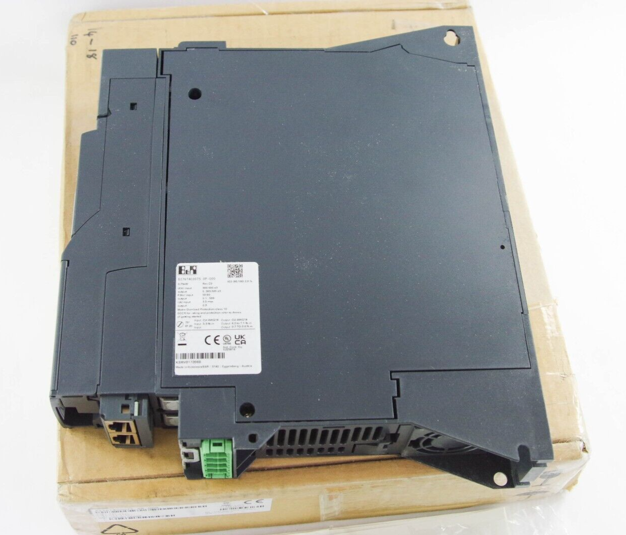 B&R 8I76T400075.0P-000 /  8I76T4000750P000 ACOPOS Inverter 0.75kW 50/60Hz 3.5A