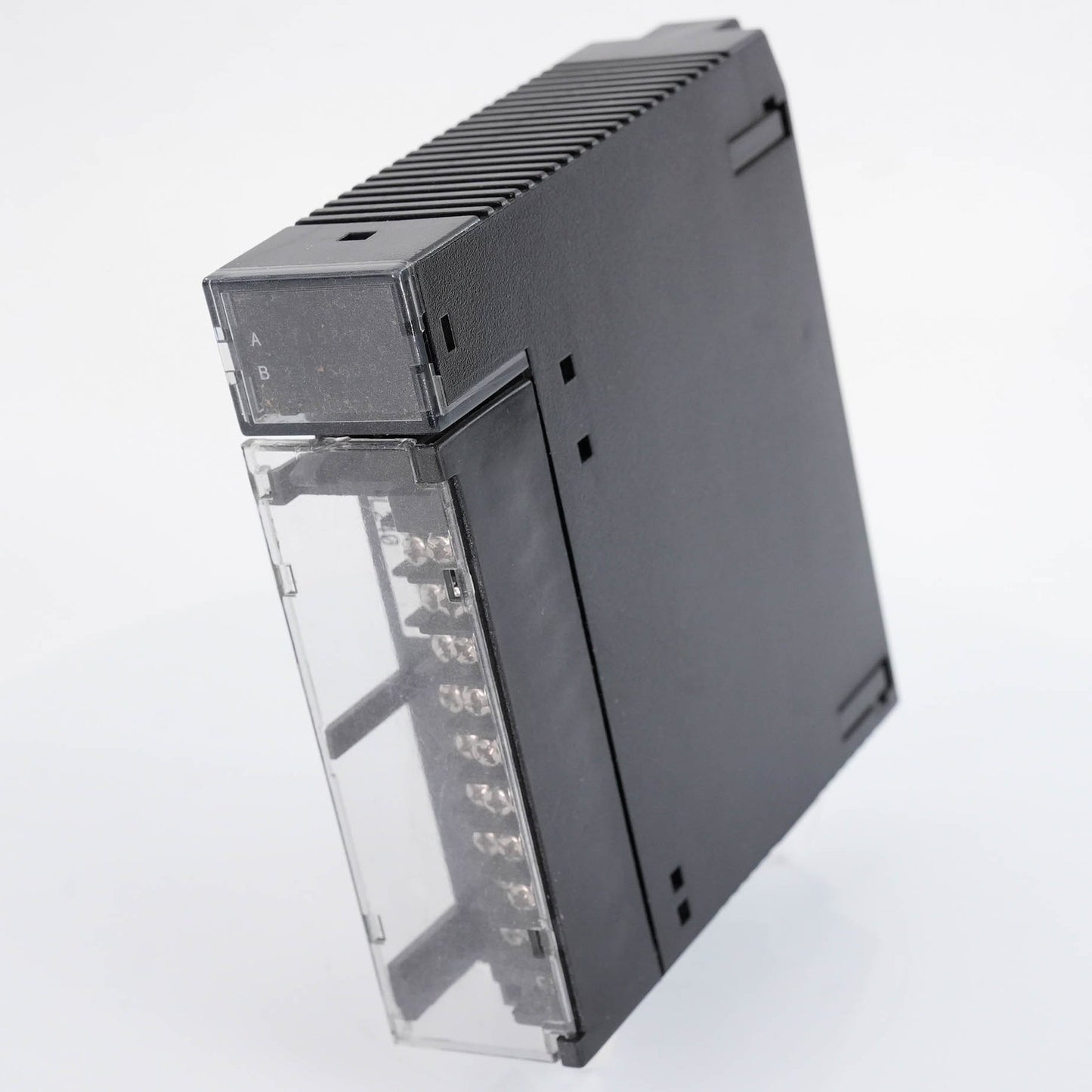 GE FANUC IC693MDL240E Series 90-30 120 VAC Input Module 16 Point