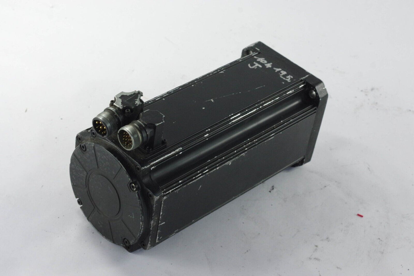 PARVEX BRUSHLESS SERVO MOTOR LD640EJR7000 / LD640EJR7002 104195