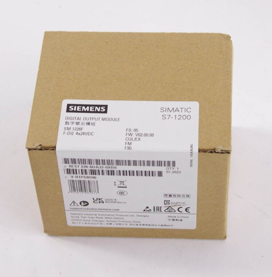 Siemens 6ES7 226-6DA32-0XB0 / 6ES72266DA320XB0 Digital Output Module SM 1226F