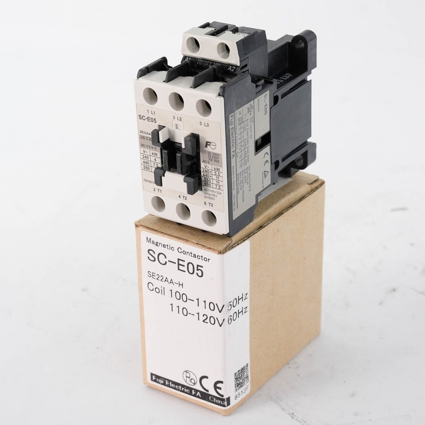 Fuji SC-E05 SE22AA-H Magnetic Contactor 22A 600V 3-Pole 110-120VAC Coil