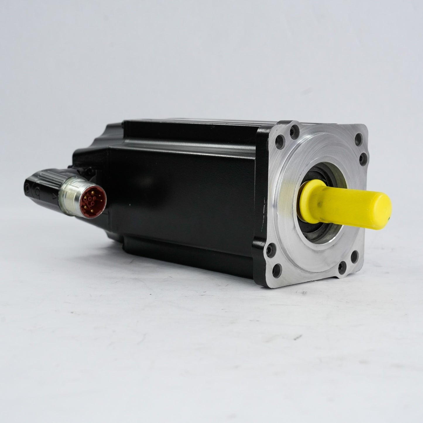 Allen Bradley VPL-B1003F-PJ12AA /A Kinetix VP Low Inertia AC Servo Motor