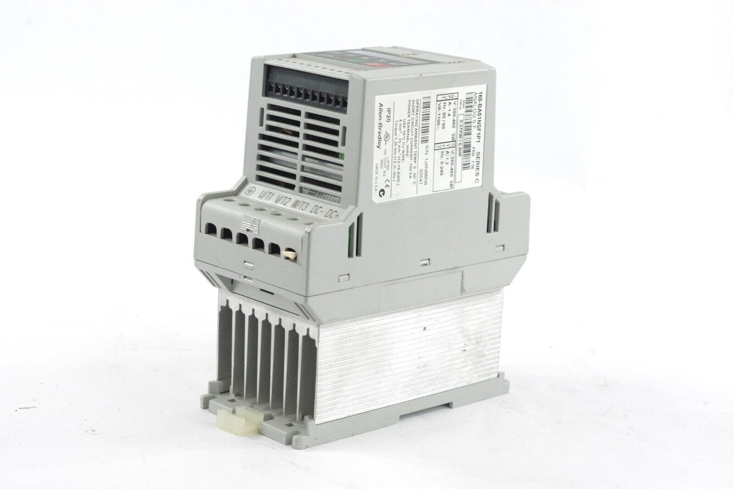 ALLEN BRADLEY 160-BA01NSF1P1 SERIES C FRN 7.06 .5hp AC DRIVE