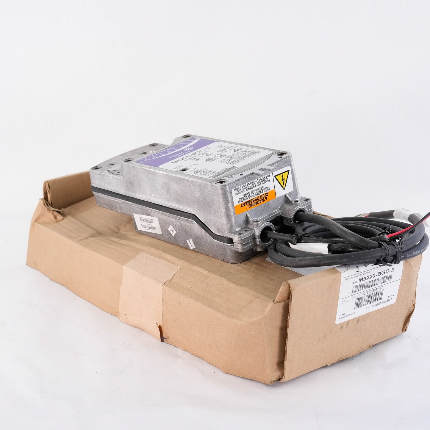 Johnson Controls M9220-BGC-3 Electric Damper Actuator M9220BGC3 - Open Box