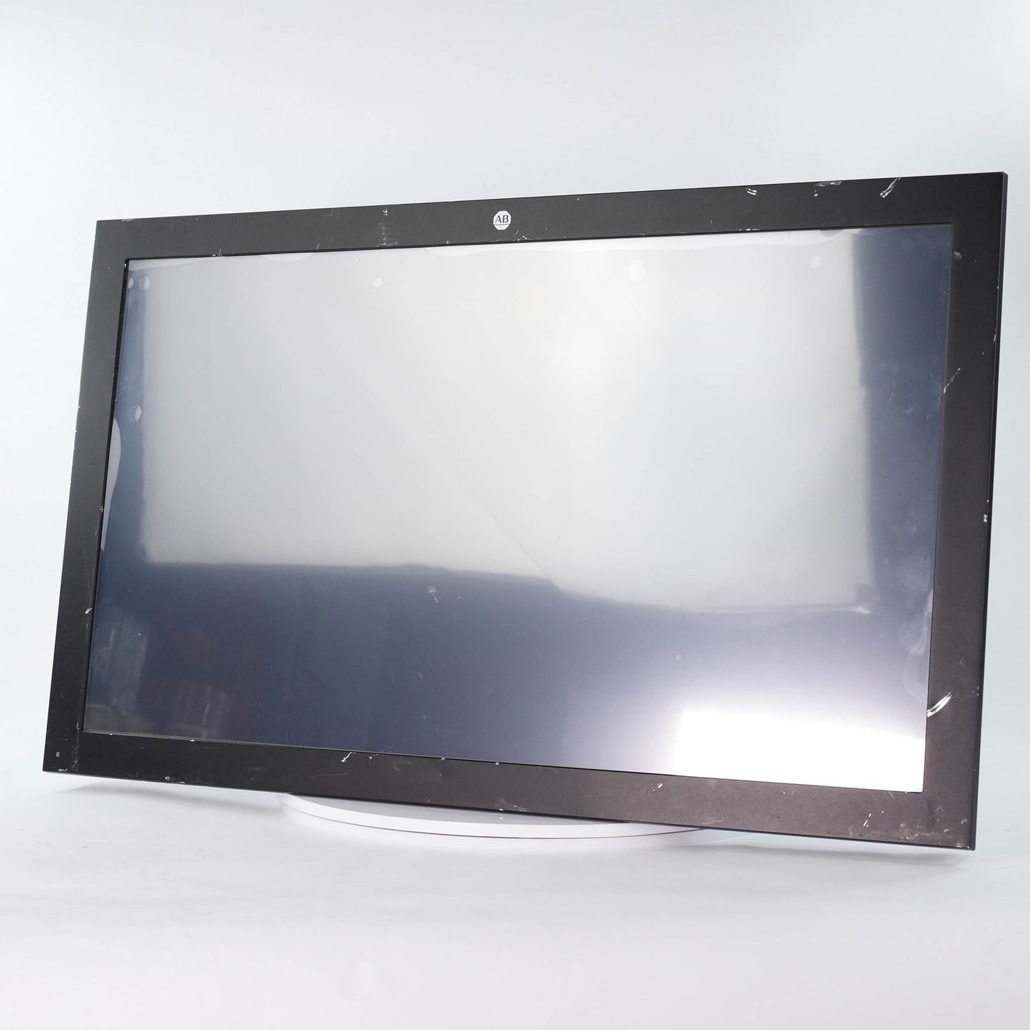 Allen Bradley 6300P-215EAPSFDNA-CBNANNNNNNNNNN-NN1S VersaView 6300P 21.5in PC