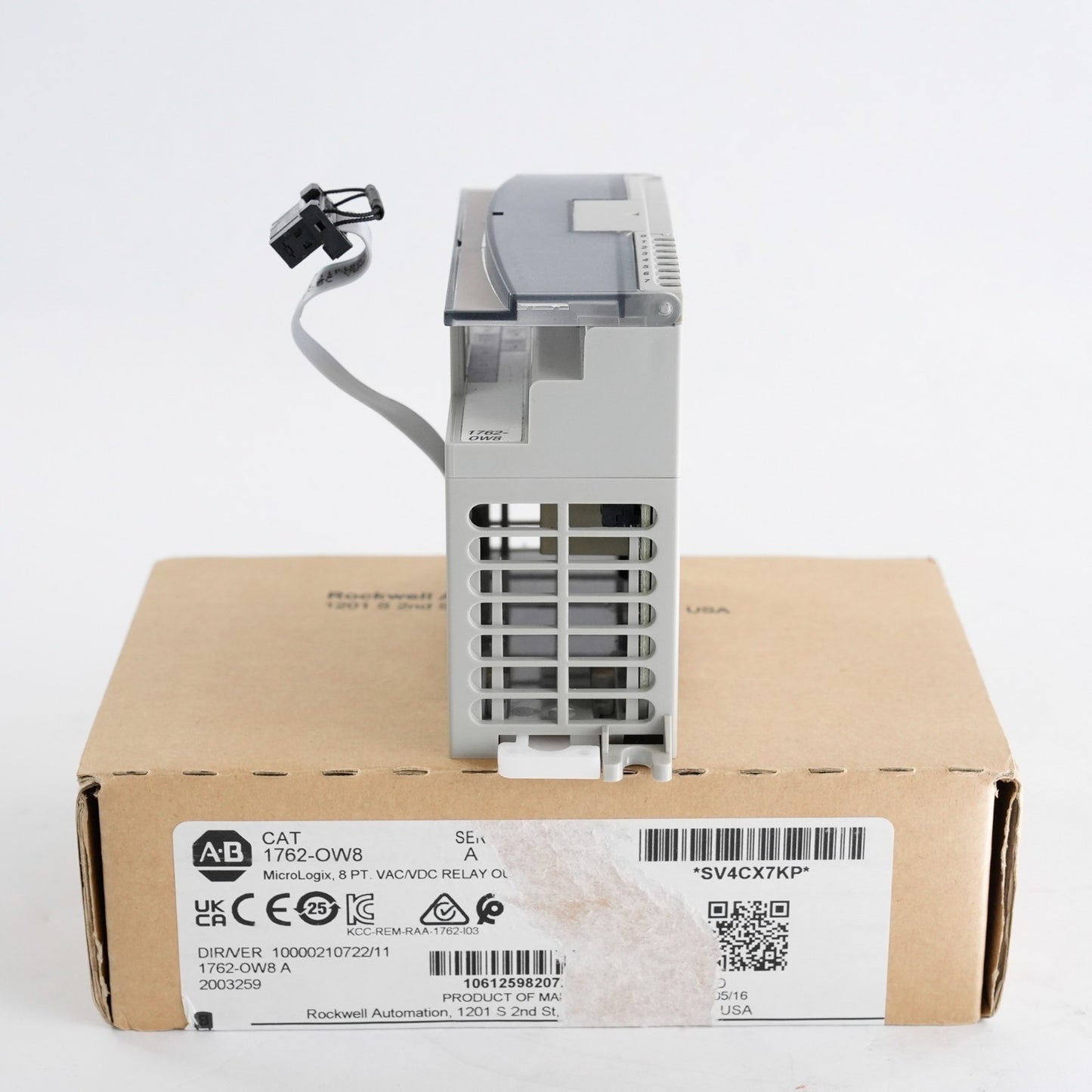 Allen Bradley 1762-OW8 /A MicroLogix 8-Point Relay Output Module - Open Box