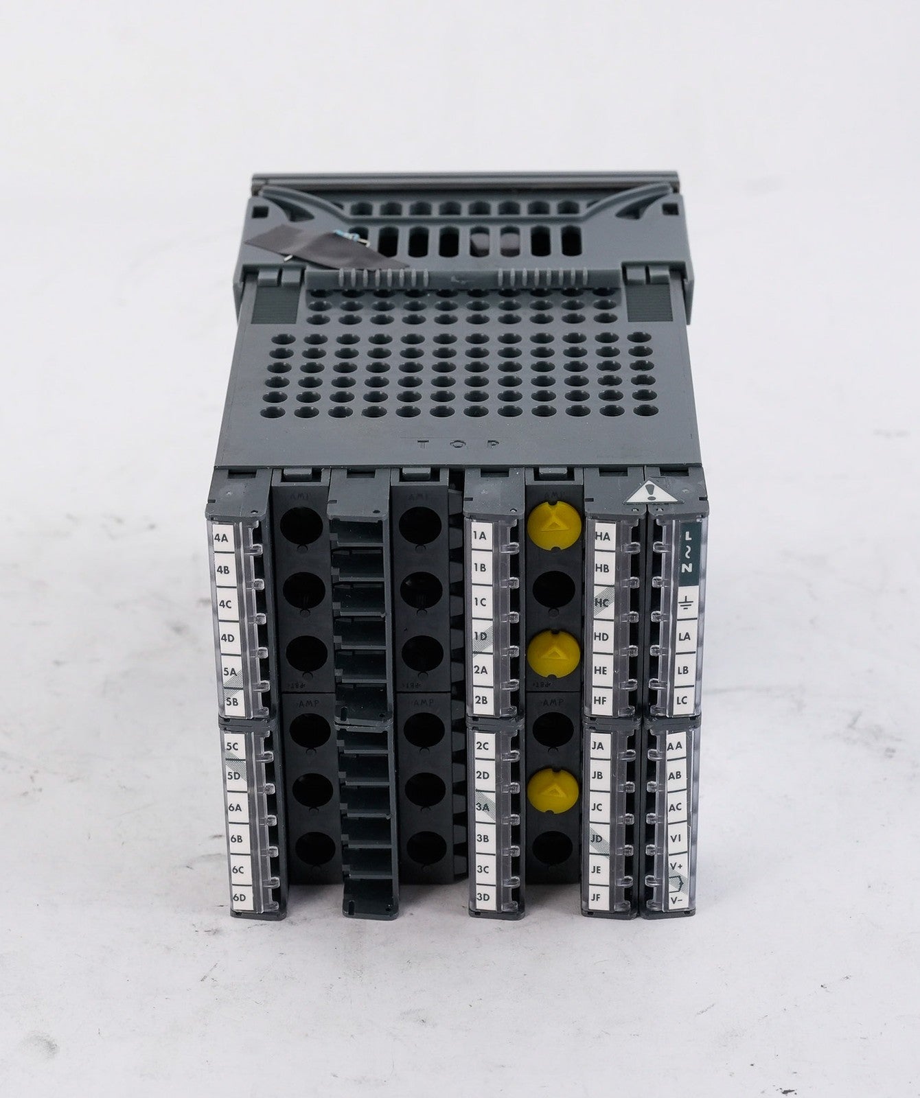 Eurotherm 2404/CC/VH/HZ/XX/DH/DL/XX/XX/XX/GER/XXXXX/XXXXXX Controller - Open Box