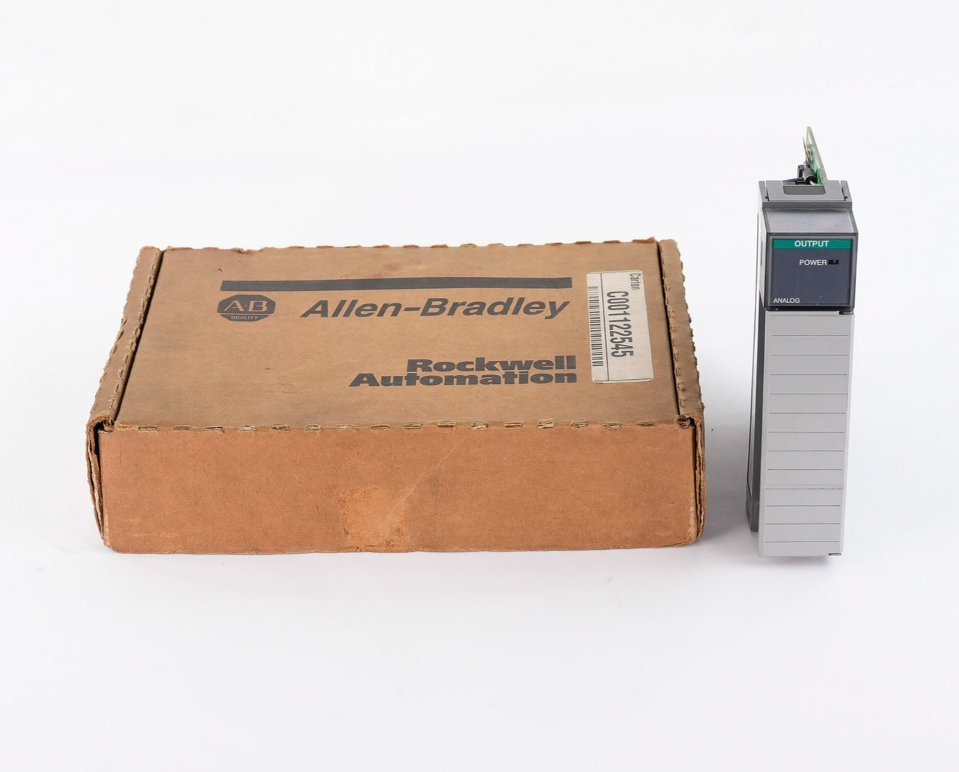 Allen Bradley 1746-NO4V /A SLC 500 Analog Output Module 1746NO4V - Open Box
