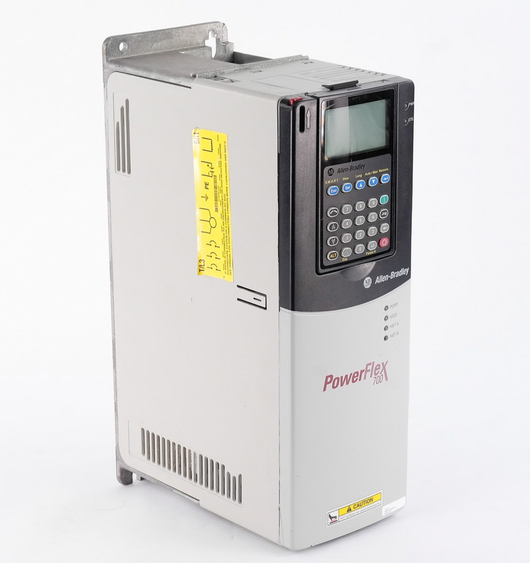 Allen Bradley 20BD8P0A3AYNAND0 /B PowerFlex 700 AC Drive 480V 8A 5HP 3-Phase