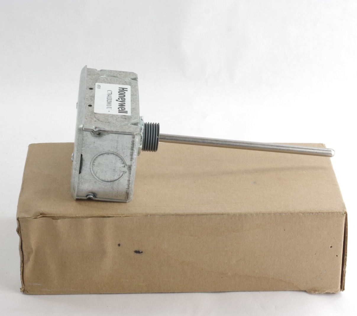 Honeywell C7041D2001 20K Ohm Immersion Temperature Sensor 5 Length - Open Box