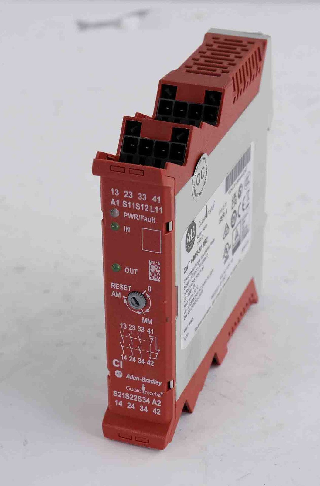 Allen Bradley 440R-S13R2 /A Guardmaster Single Input Safety Relay 440RS13R2