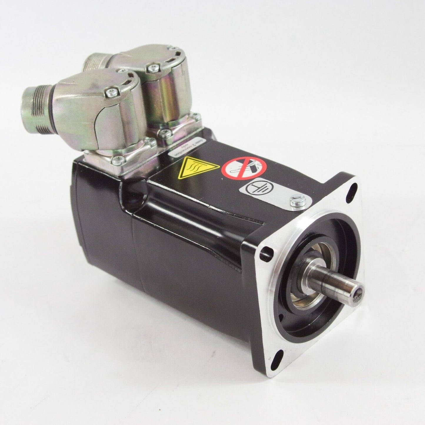 Schneider Electric BMH0701P17A2A Servo Motor