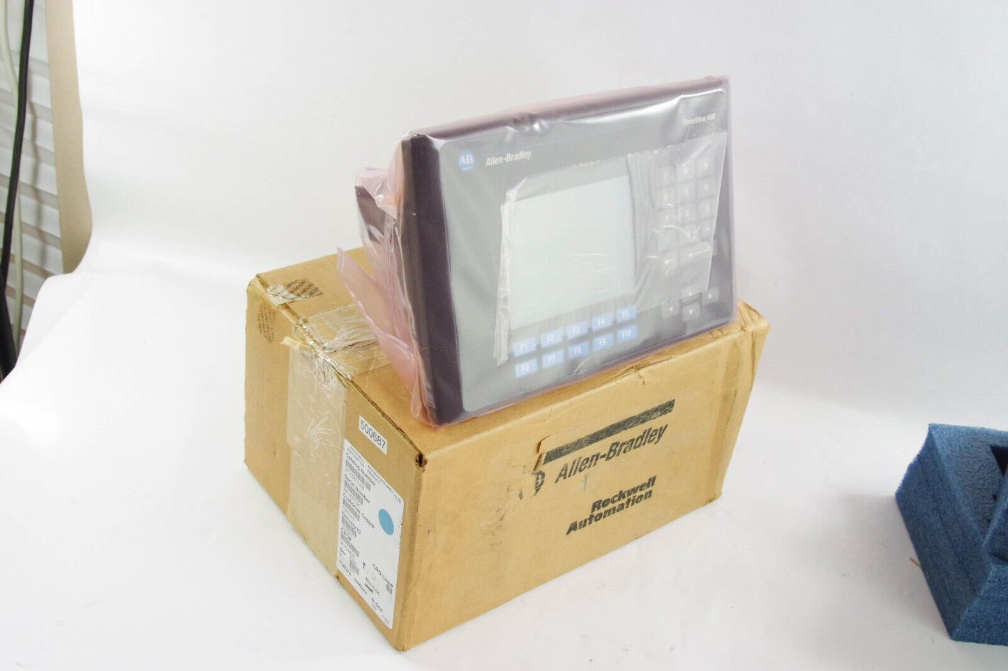 ALLEN BRADLEY 2711-B6C15 Ser B / 2711-B6C15X PANELVIEW - AB Remanufactured 2011