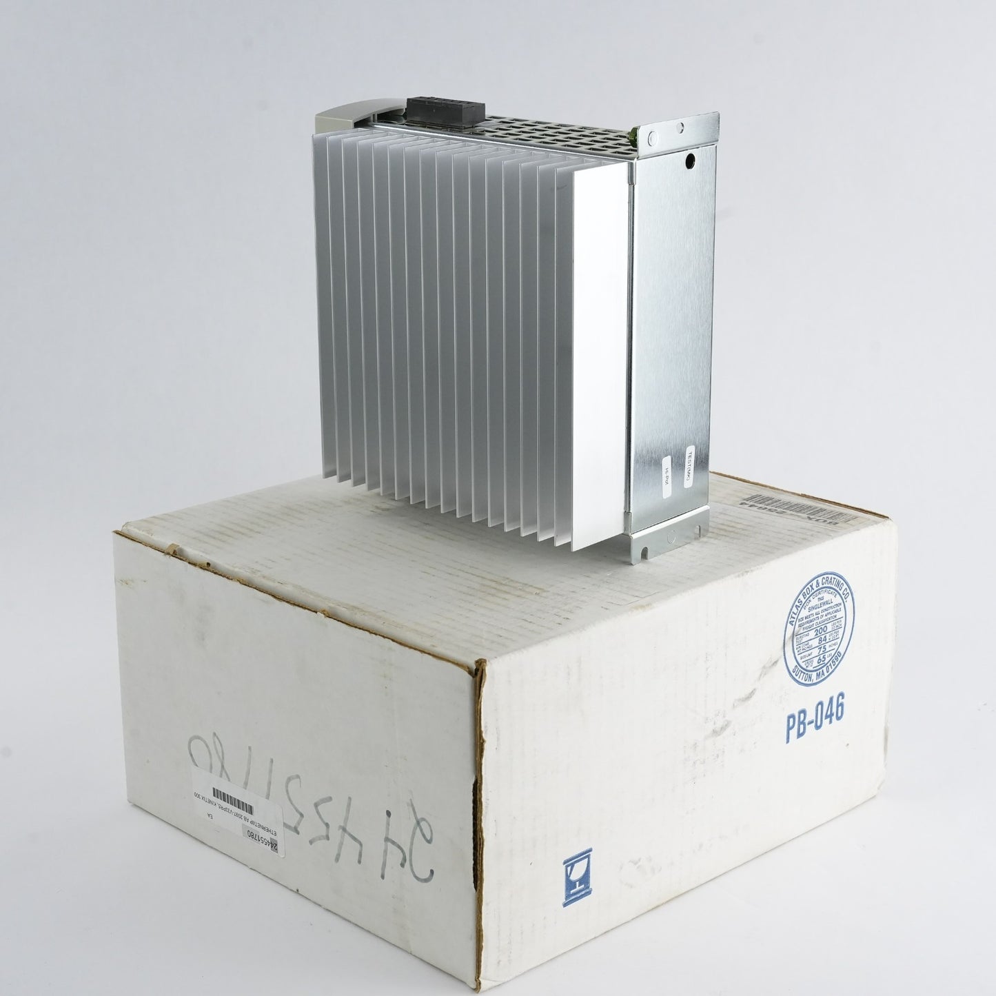 Allen Bradley 2097-V33PR5 /A Kinetix 300 Servo Drive - Open Box