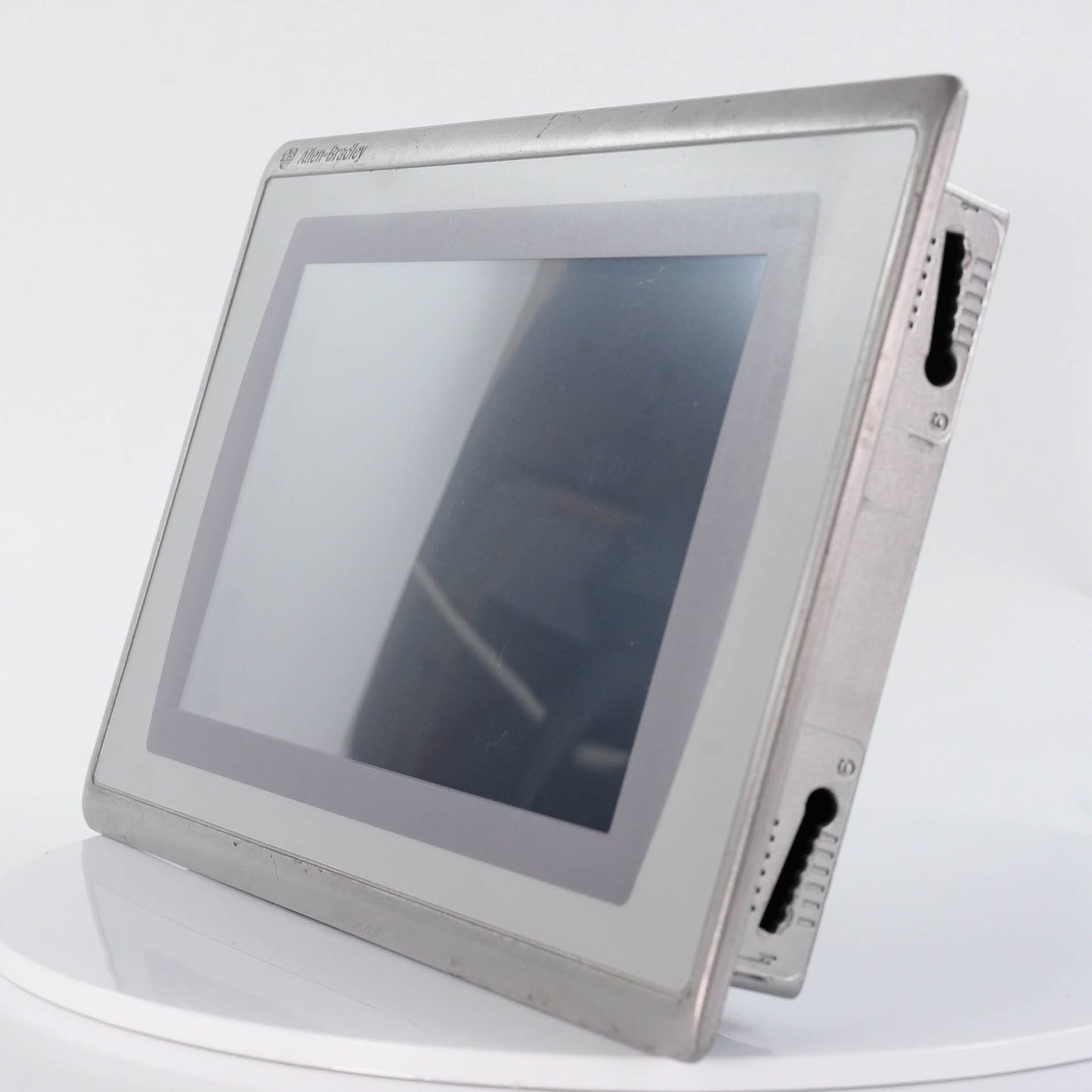 Allen Bradley 2711P-T9W22D9P Ser B PanelView Plus 7 9-Inch Touch HMI 24VDC