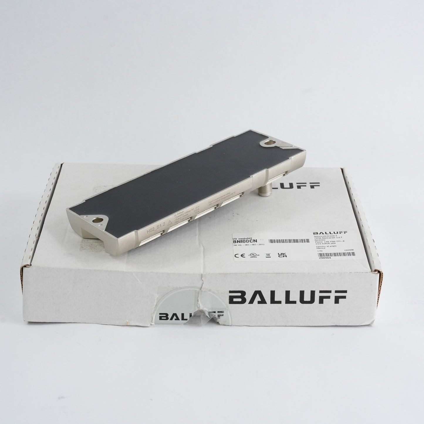 Balluff BNI00CN IO-Link Sensor/Actuator Hub BNI IOL-302-S02-Z012